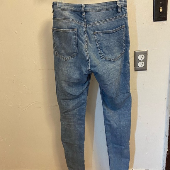 H&M jeans - Picture 3 of 4